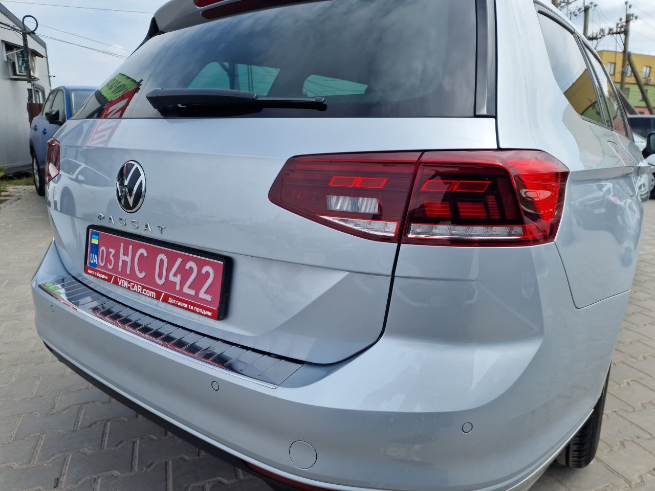 Volkswagen Passat Business+