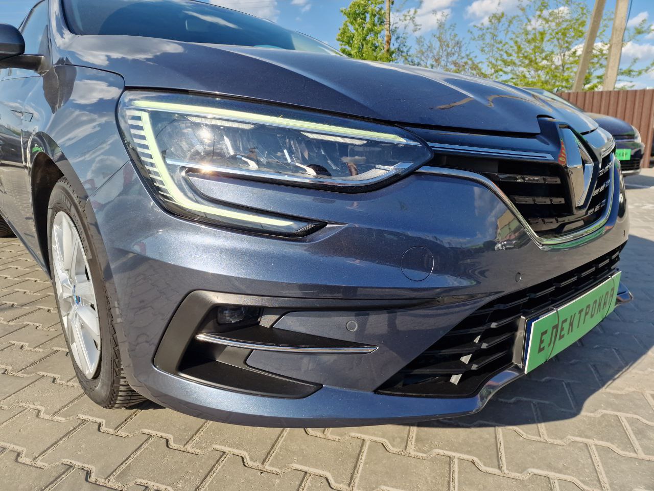 Renault Megane PLUG-IN HYBRIDE