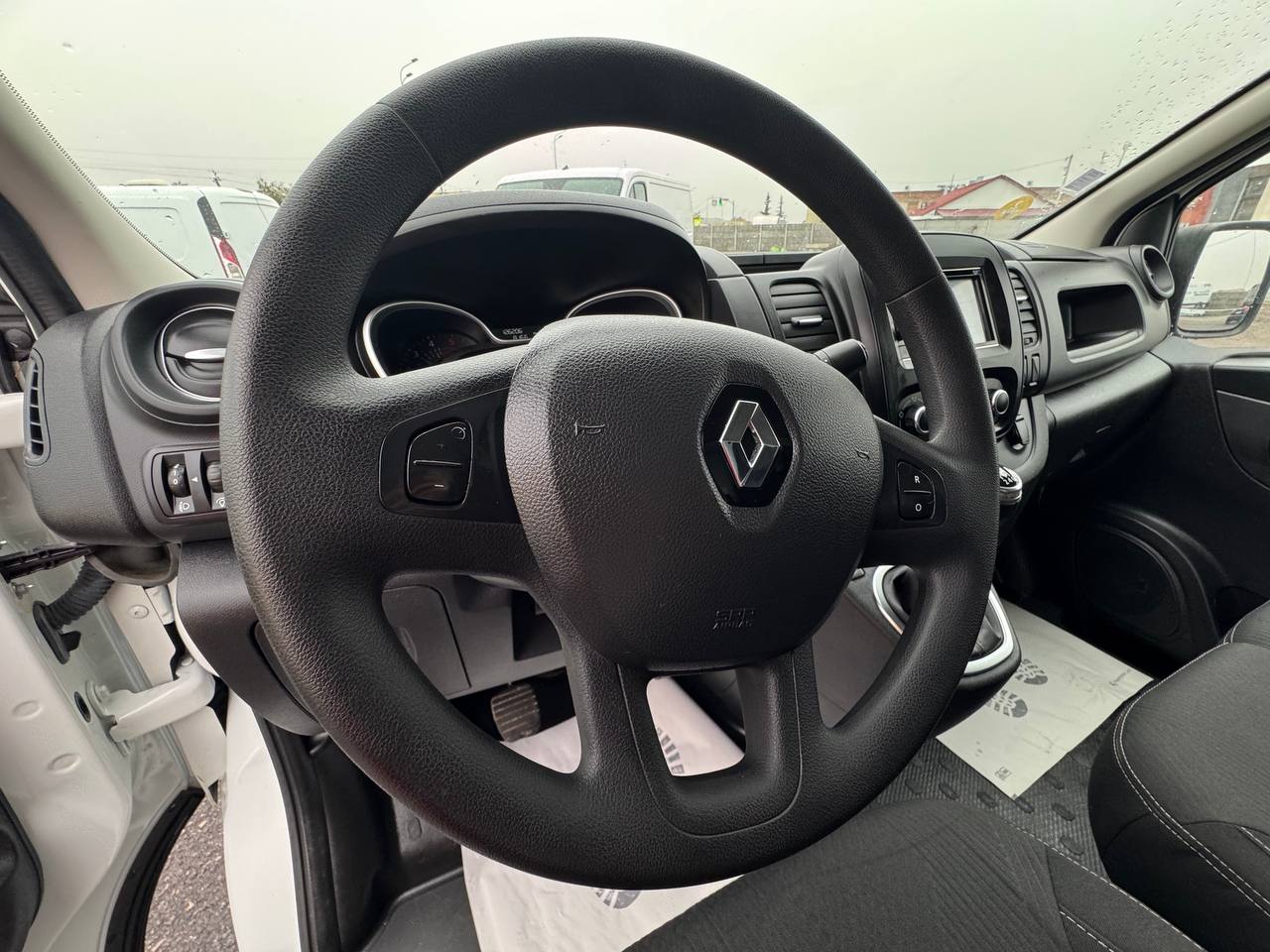 Renault Trafic L1H1