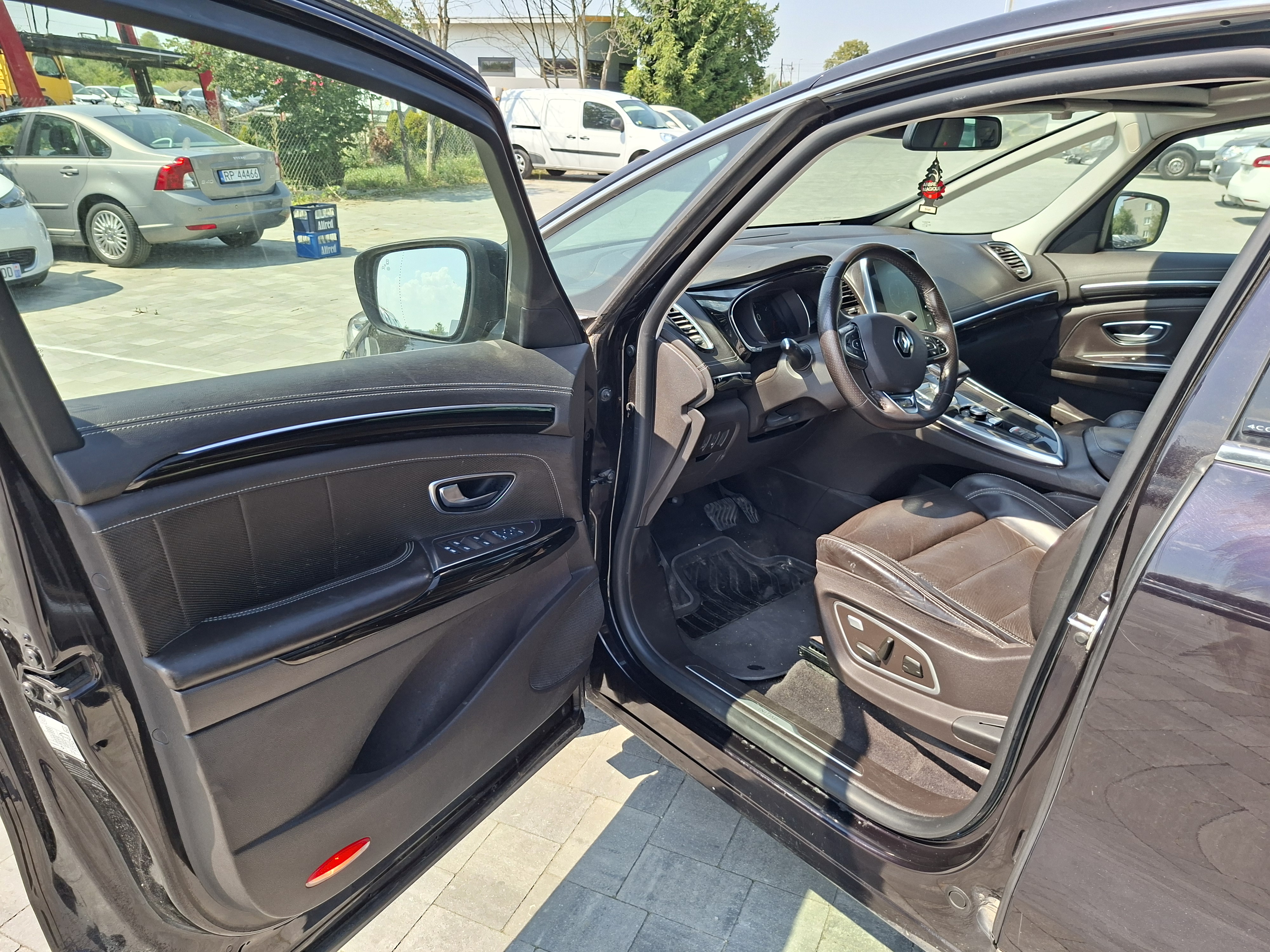 Renault Espace Initiale Paris