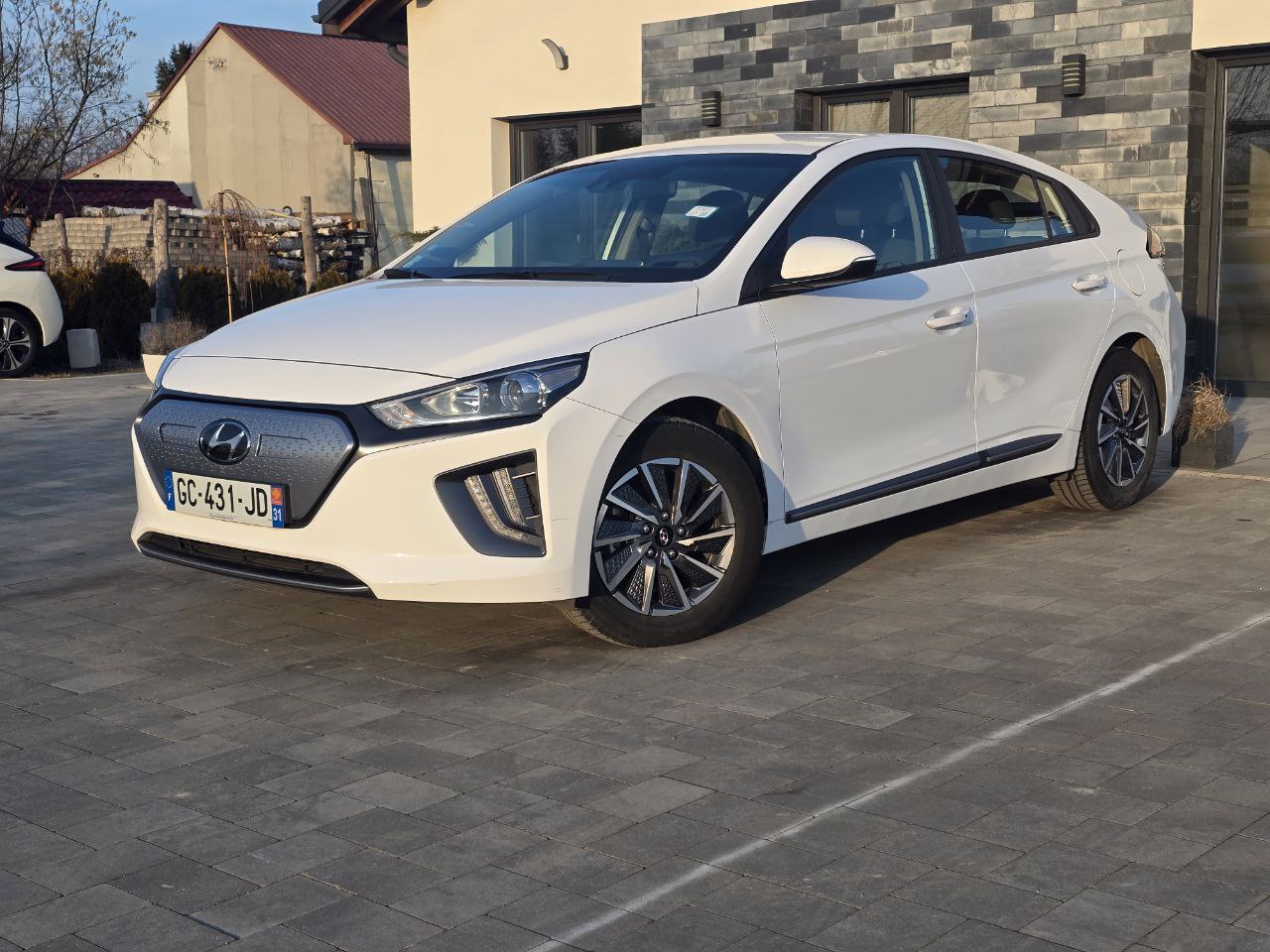 Hyundai Ioniq