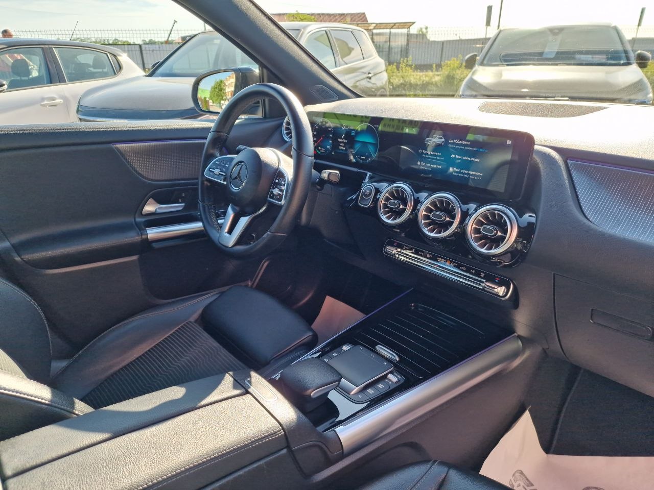 MERCEDES BENZ EQA