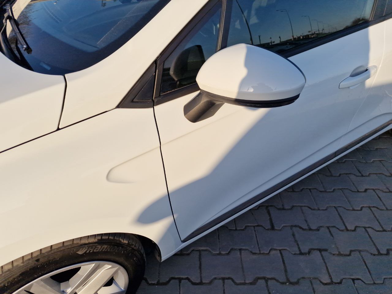 Renault Clio HYBRID Business