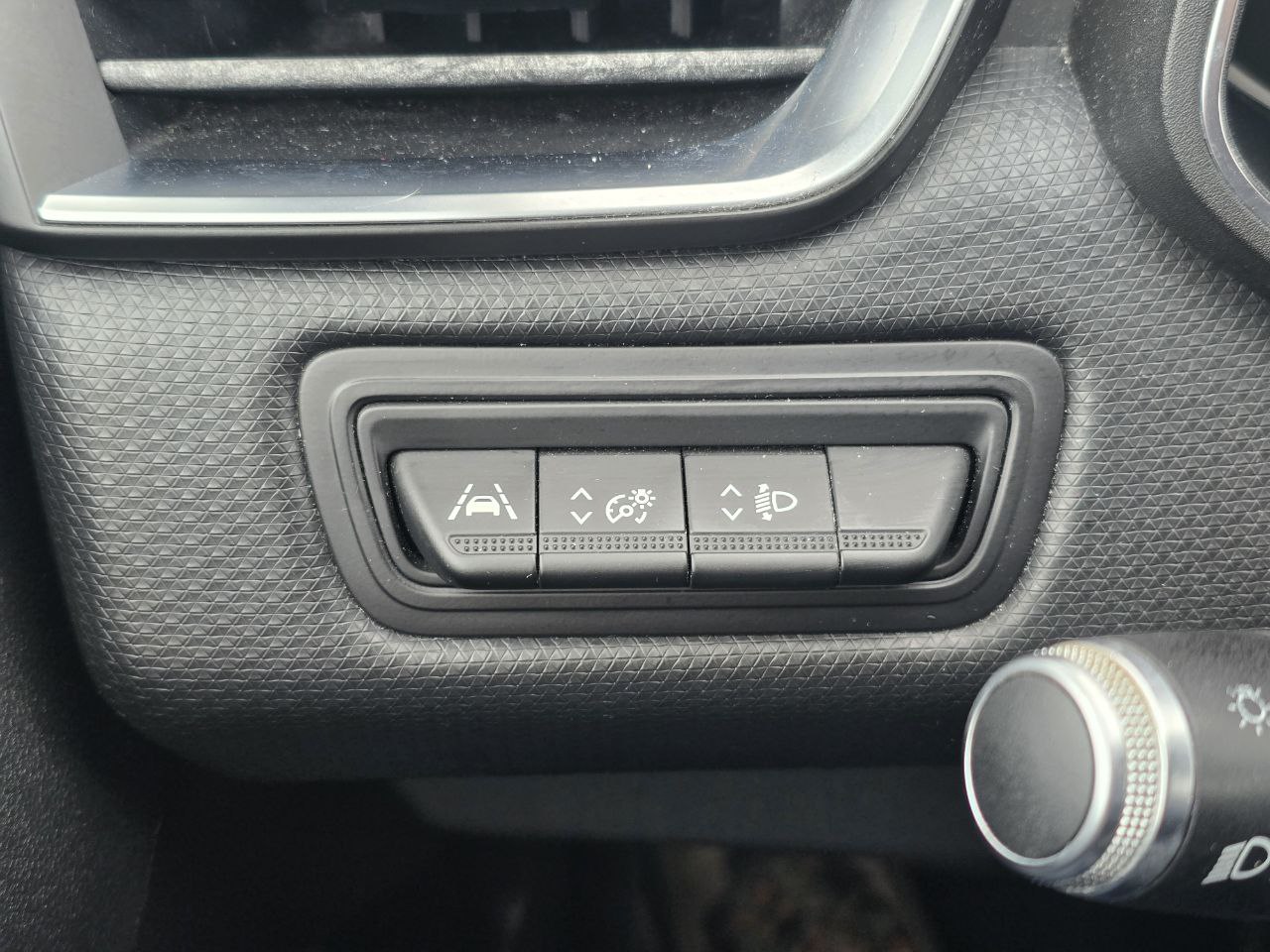 Renault Clio HYBRID Business