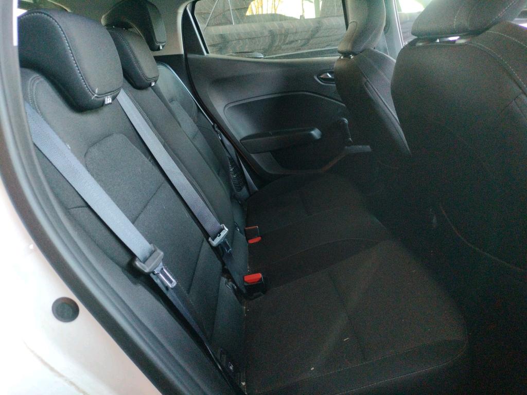 Renault Clio HYBRID Business