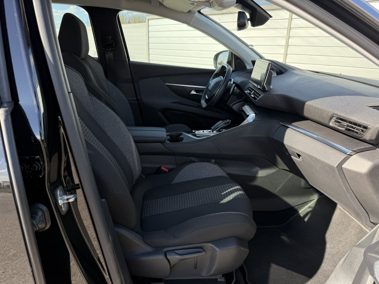 PEUGEOT 5008 Business