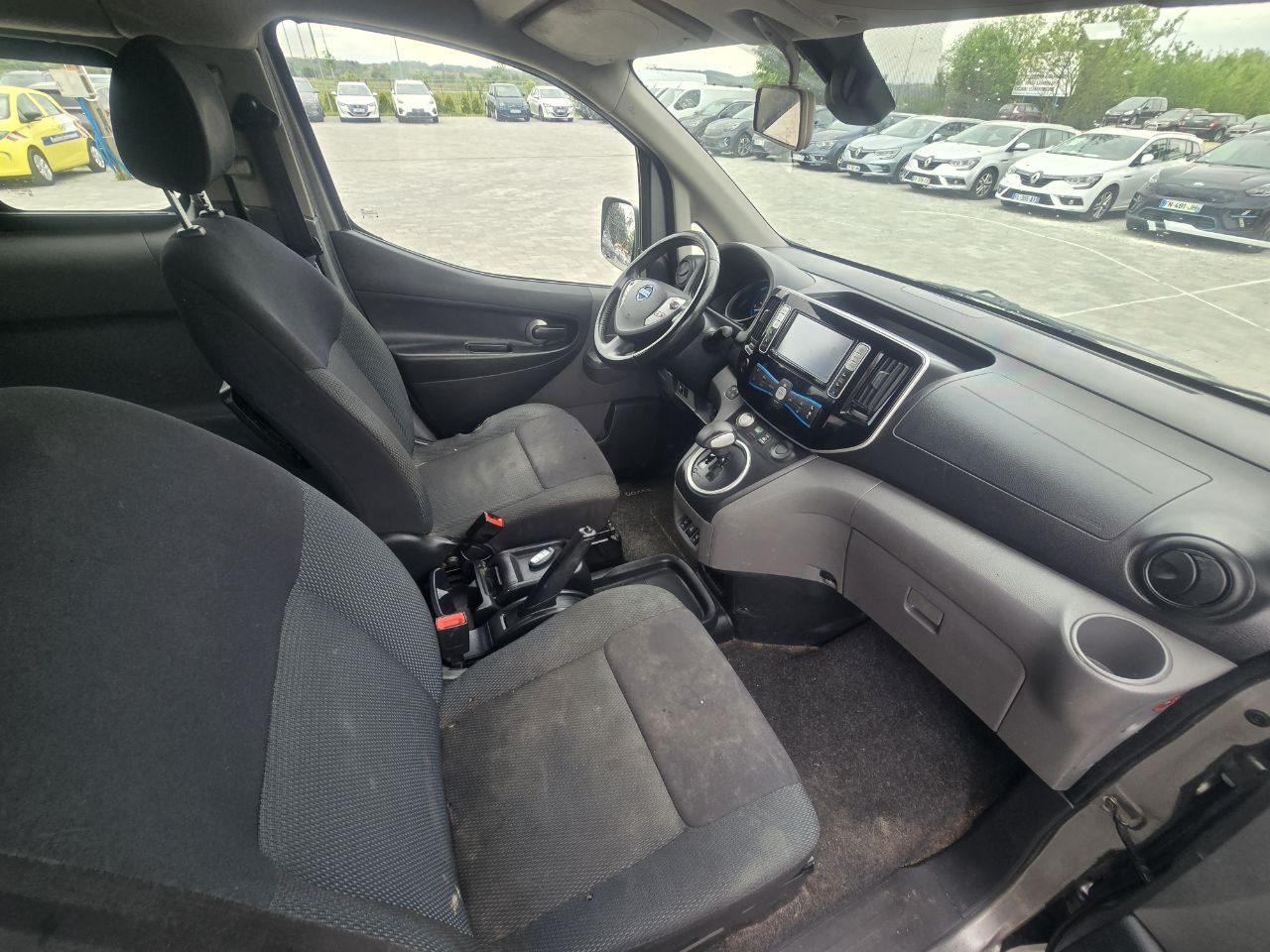 Nissan E-NV200