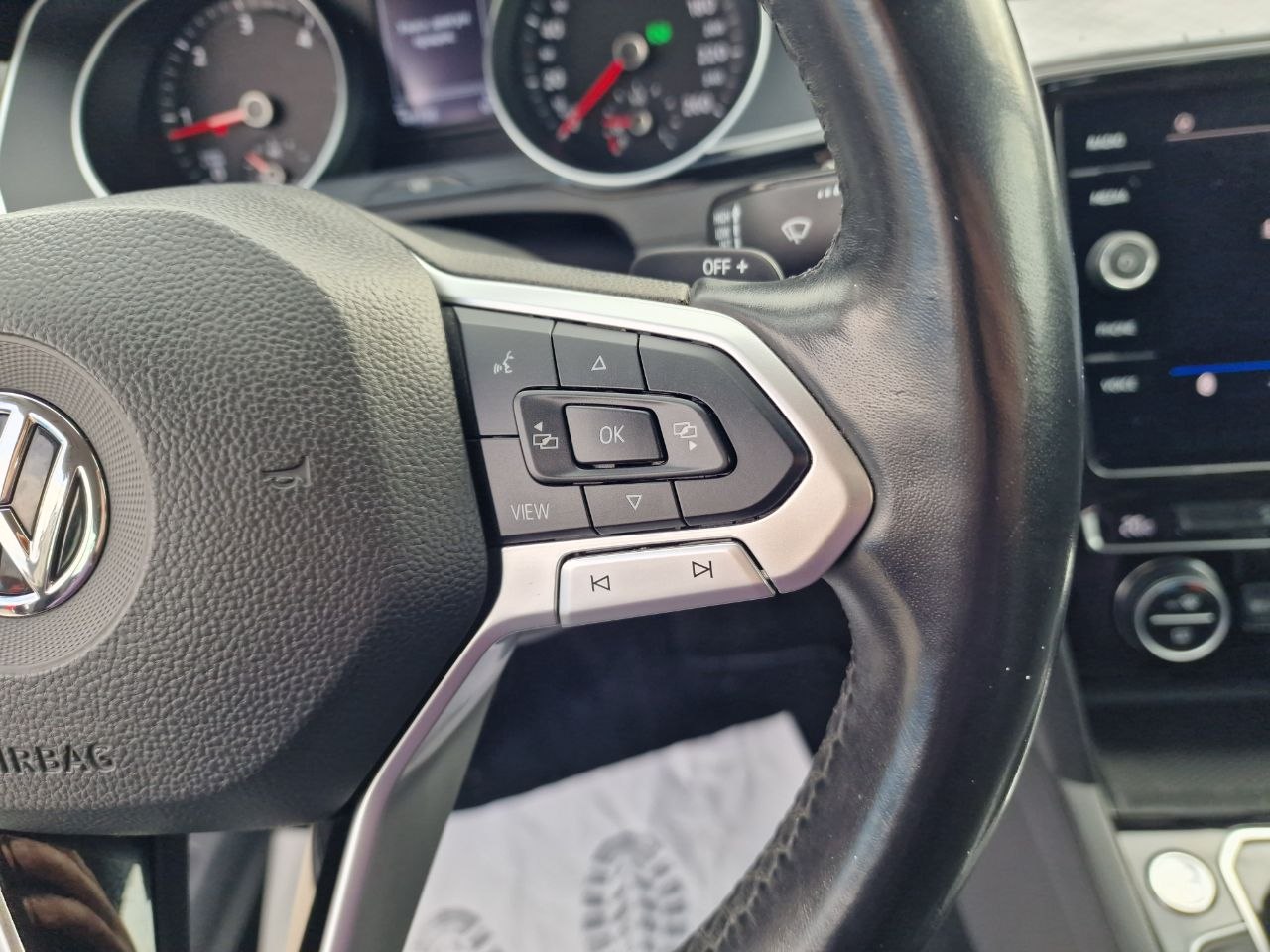 Volkswagen Passat Business