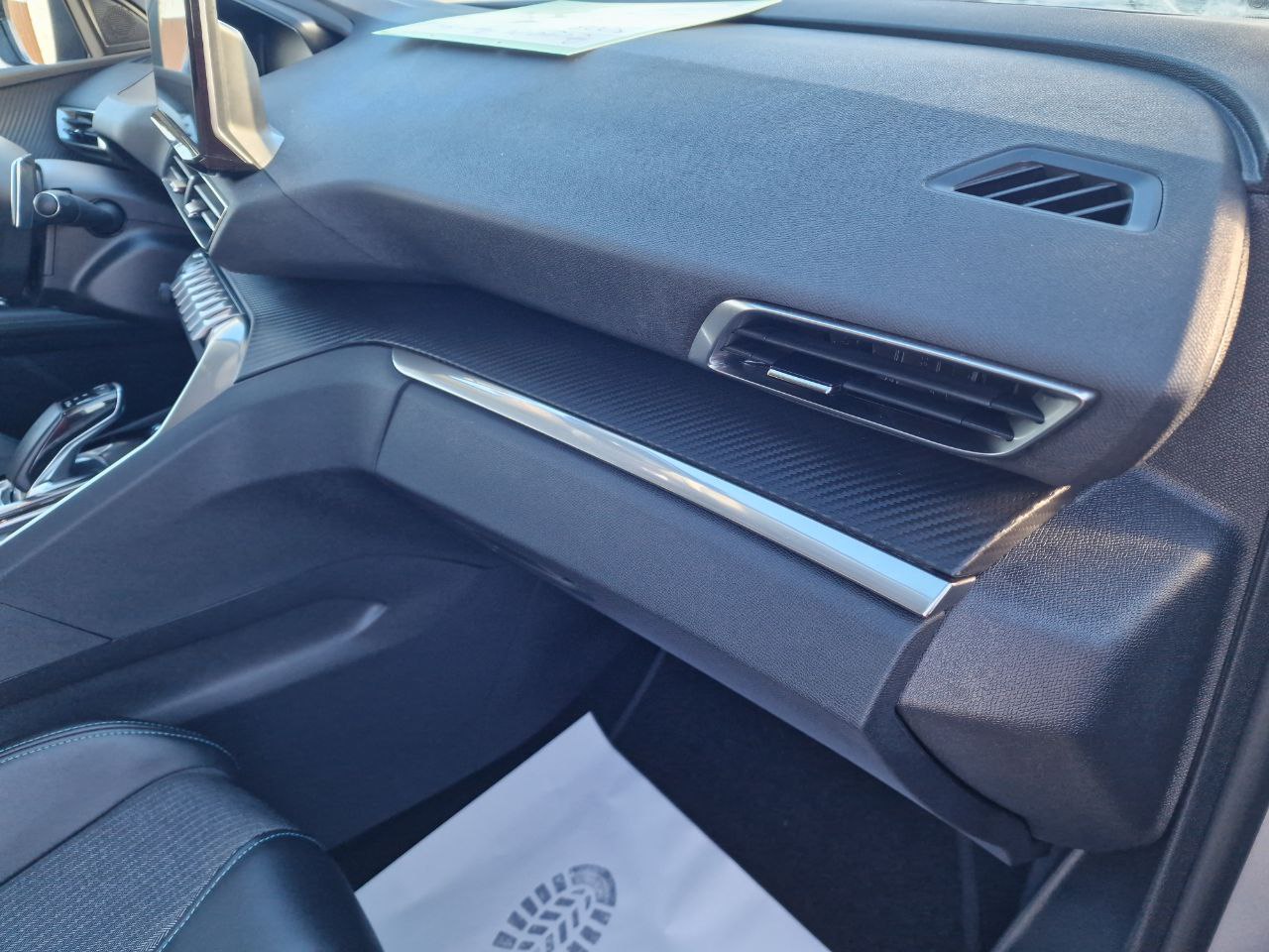 Peugeot 3008 Allure HYBRID