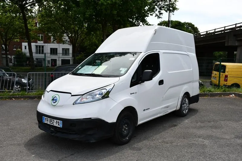 Nissan E-NV200