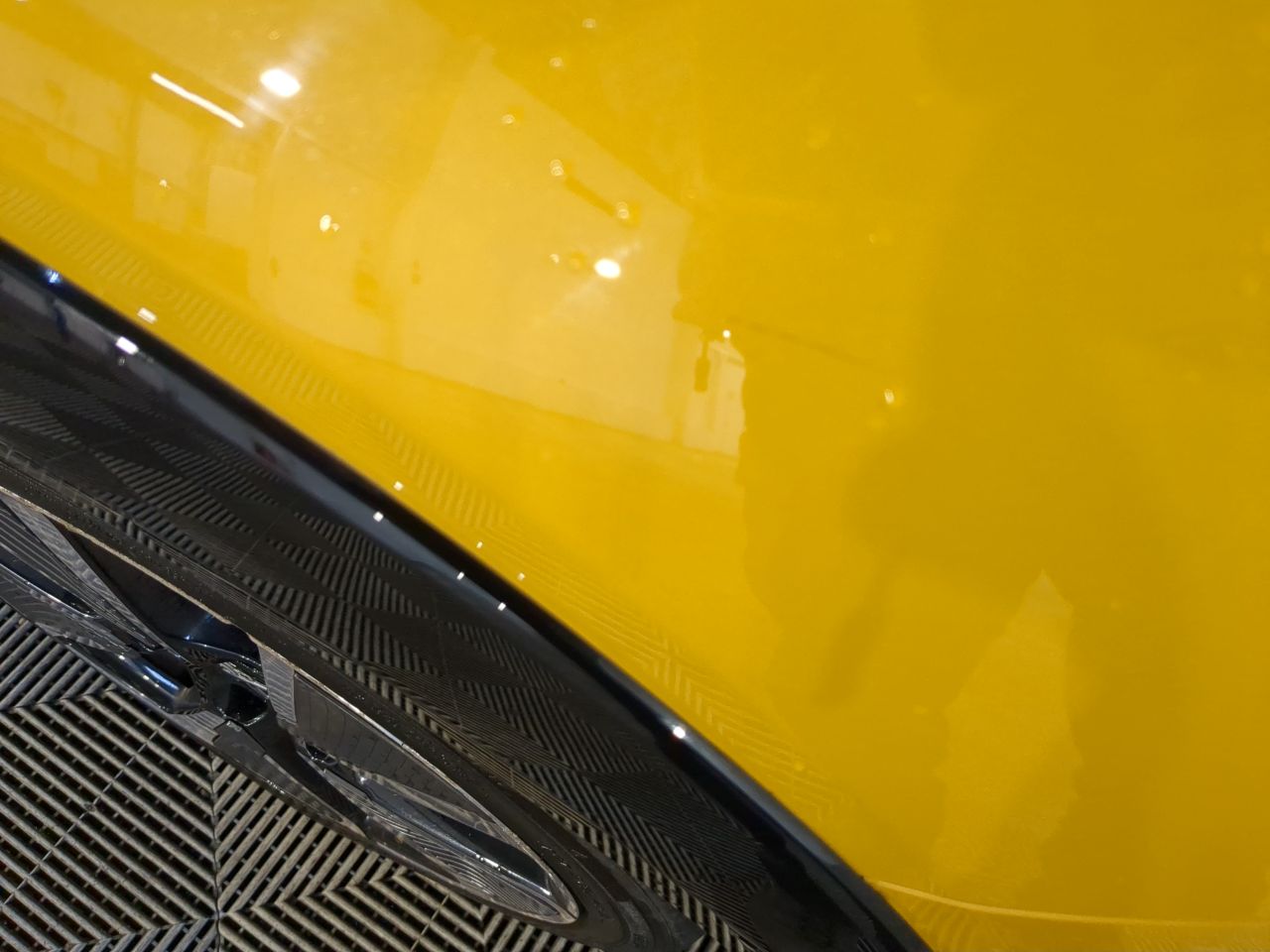 Peugeot E-208 GT