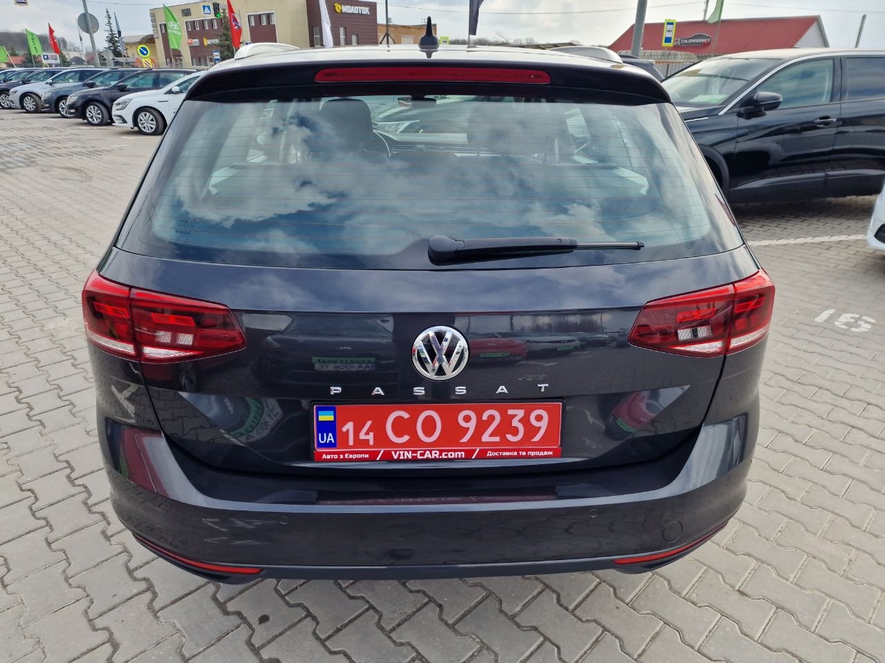 Volkswagen Passat Business