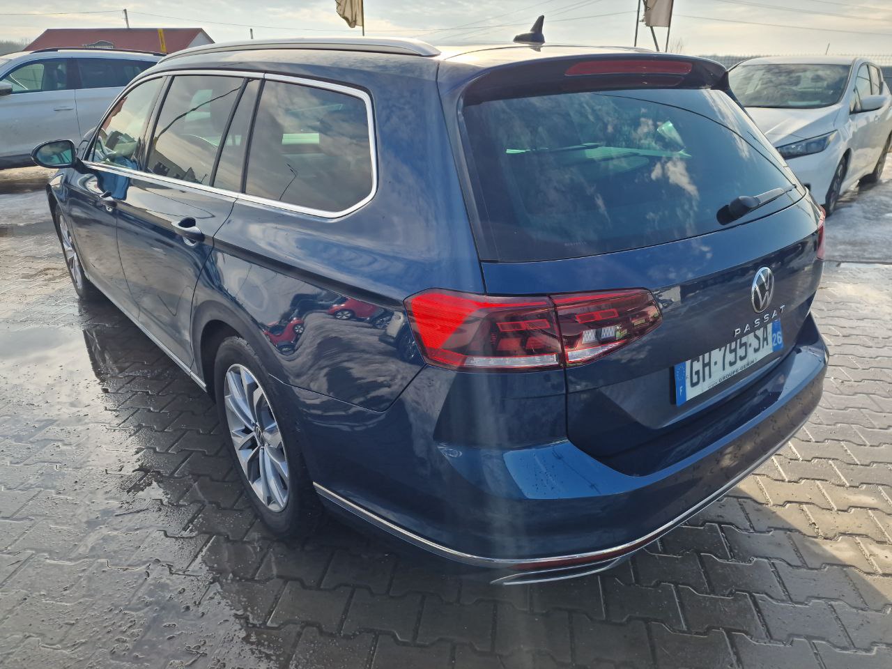 Volkswagen Passat LOUNGE