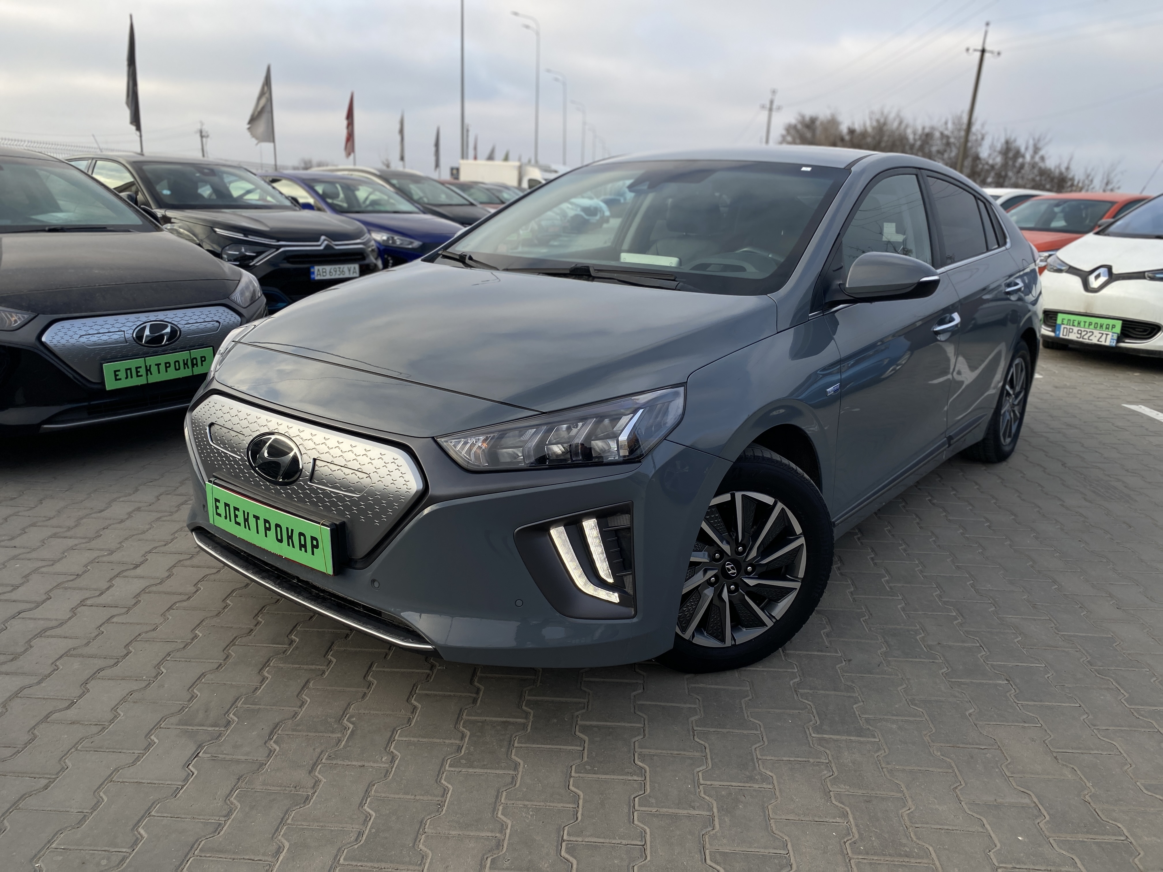 Hyundai Ioniq PREMIUM