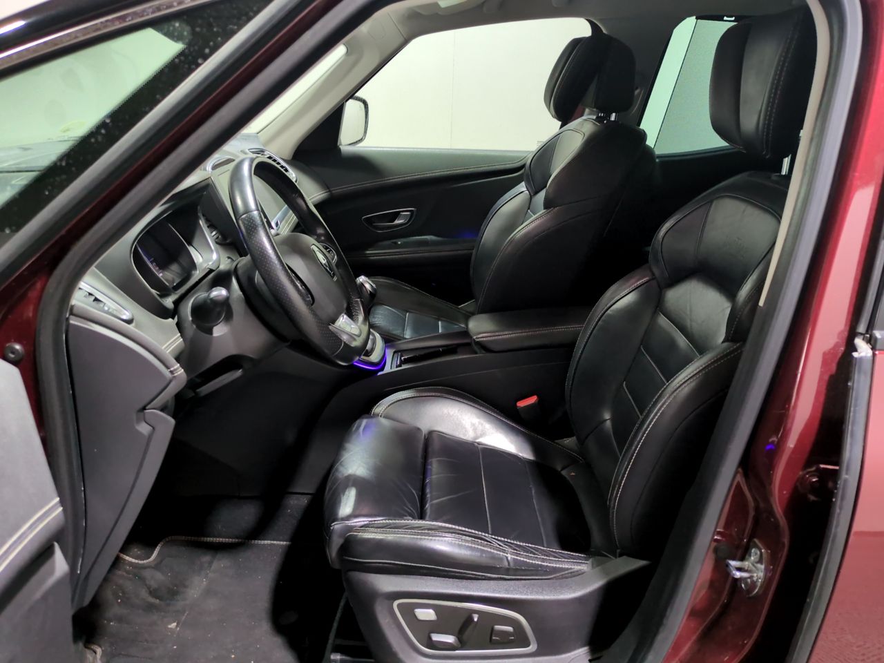 Renault Scenic INITIALE PARIS