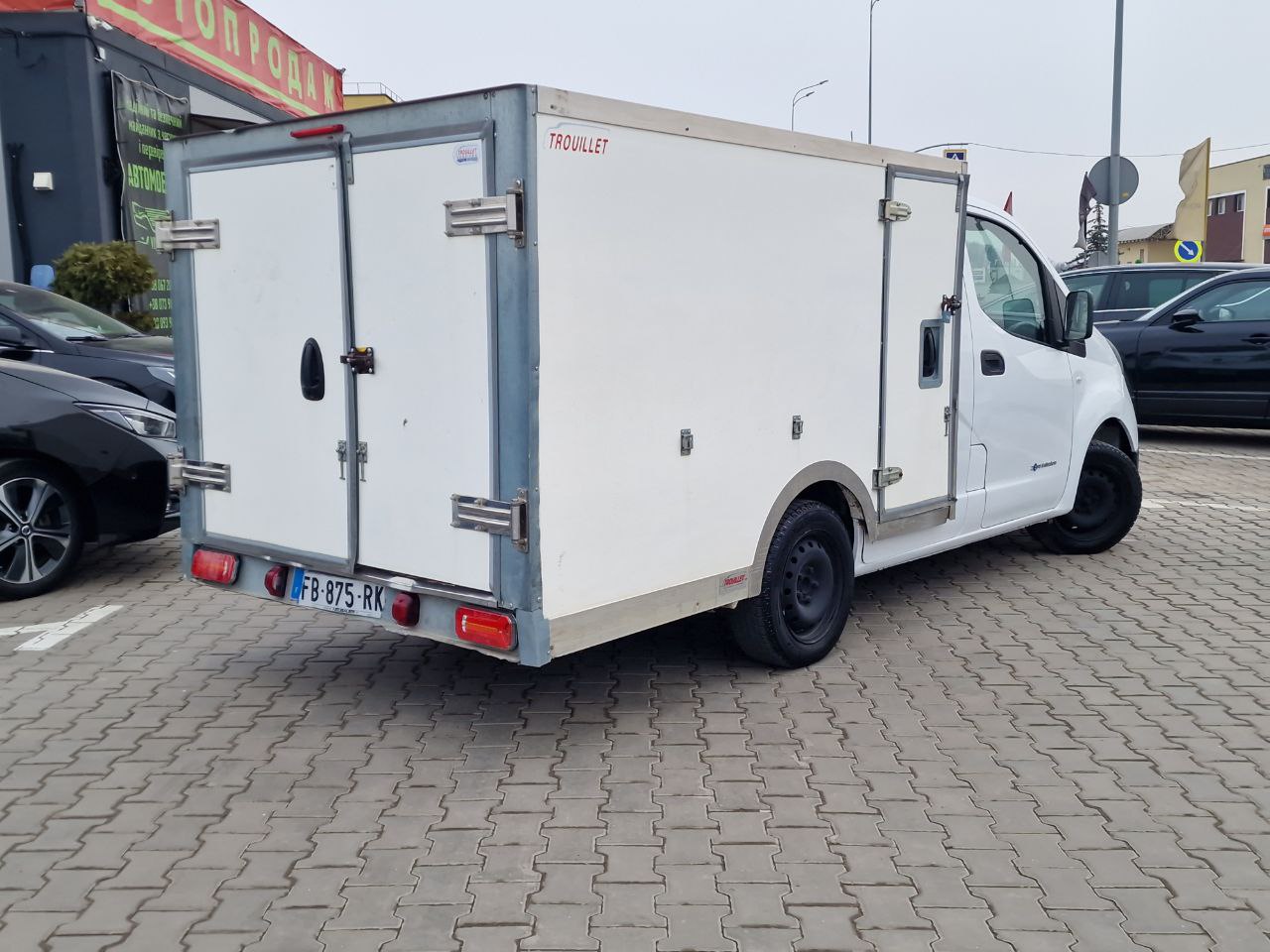 Nissan E-NV200