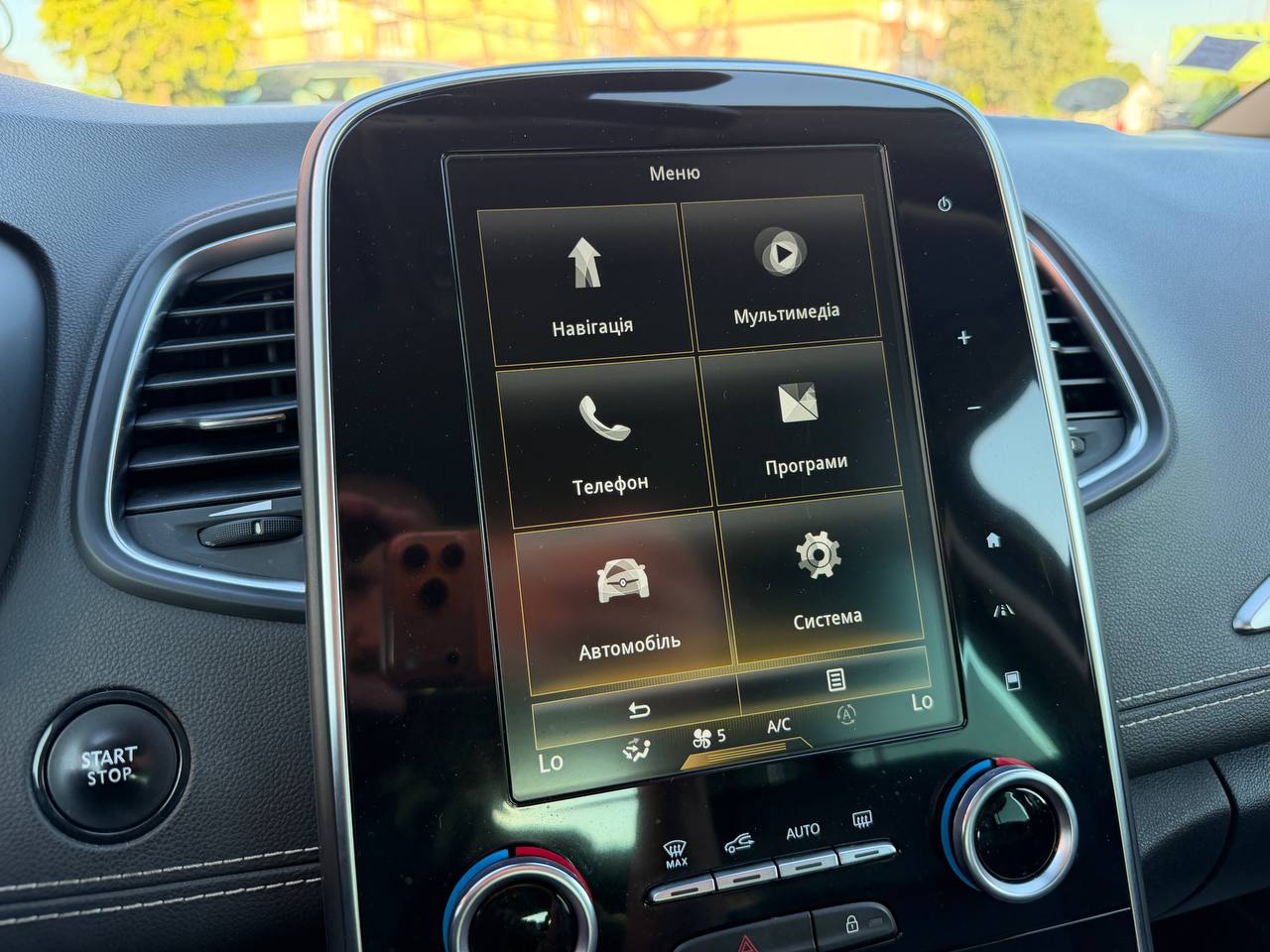 Renault Scenic INITIALE PARIS