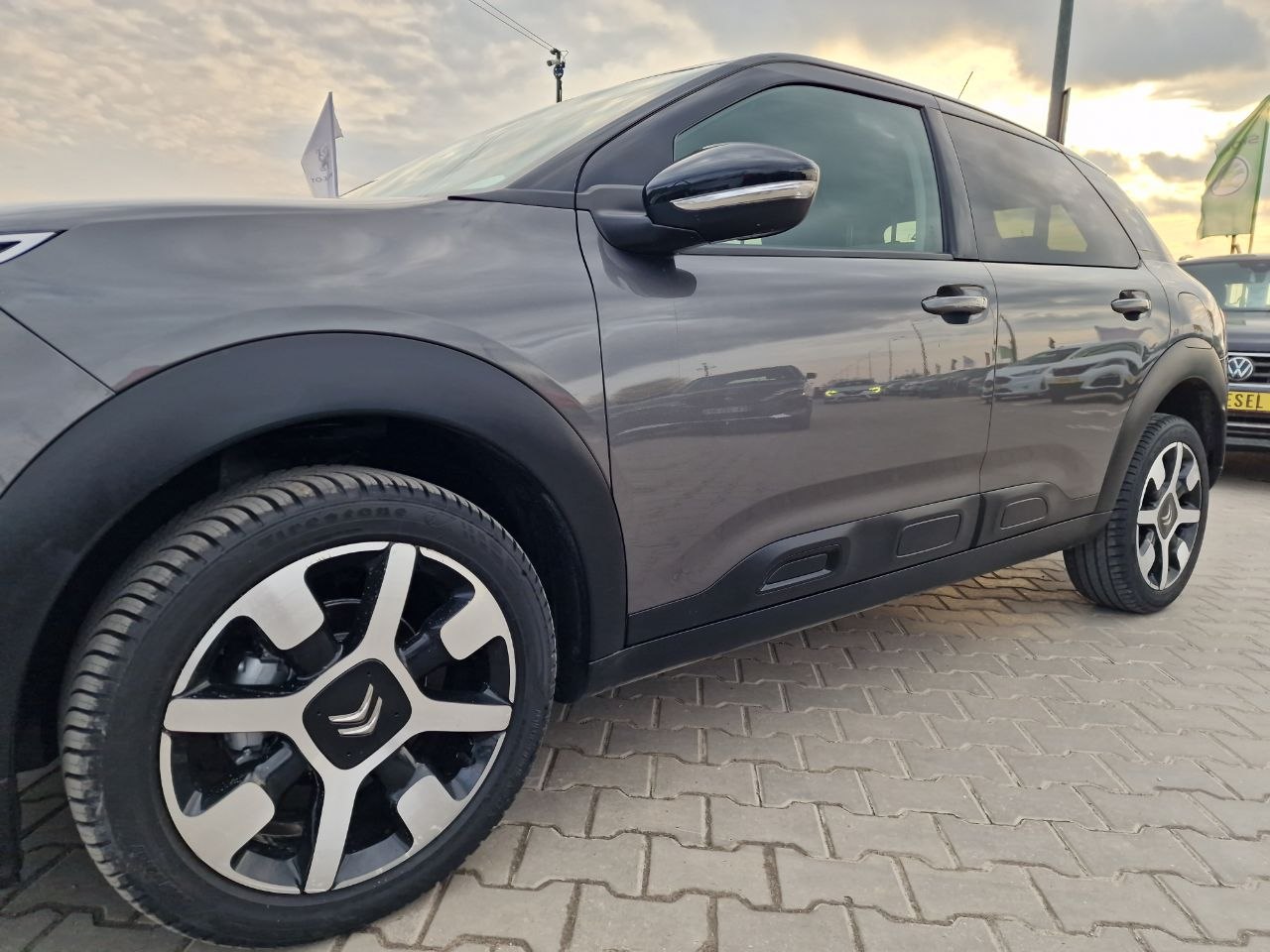 Citroen C4 CACTUS SHINE