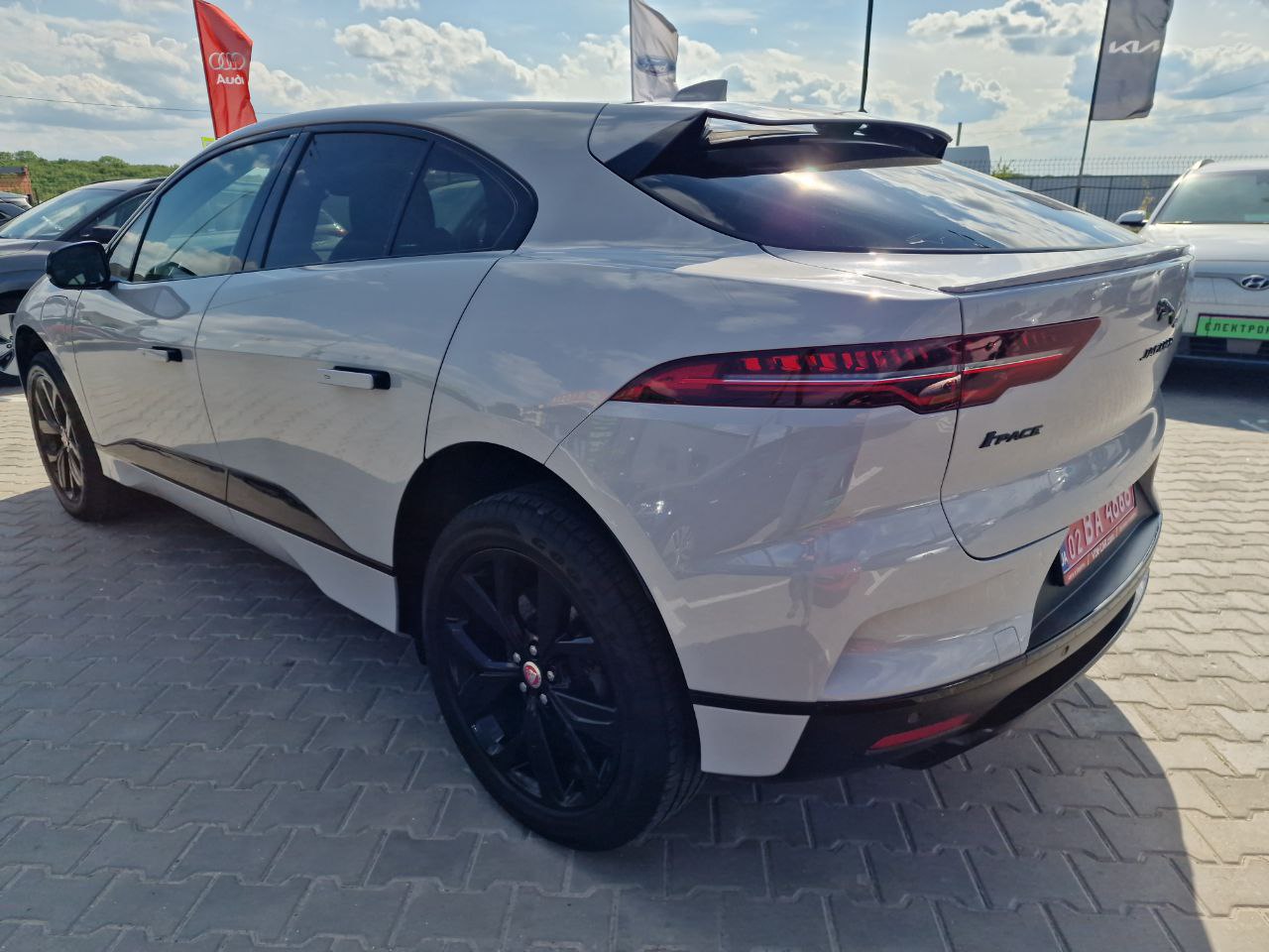 JAGUAR I-PACE