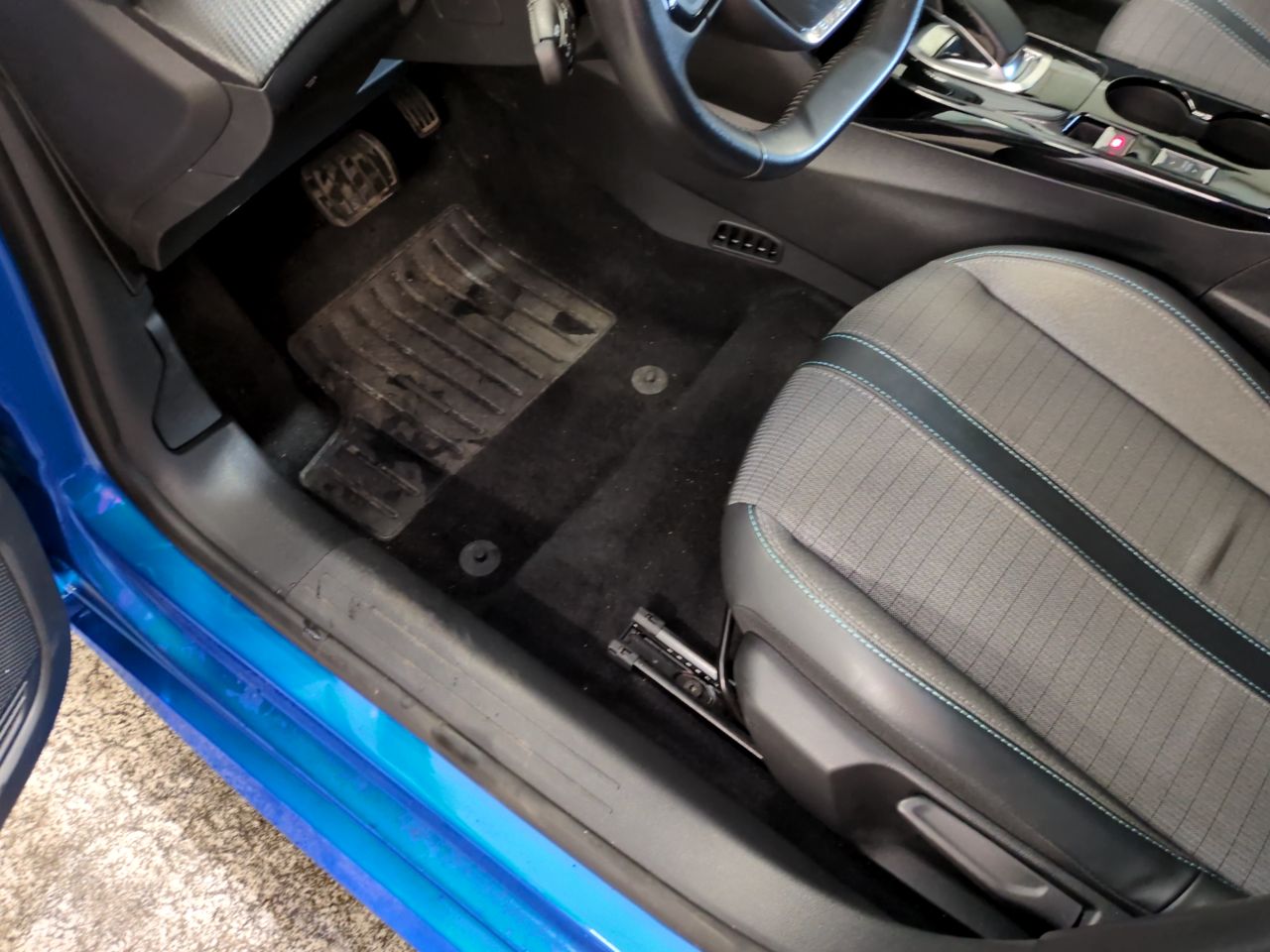 Peugeot 208 ELECTRIQUE