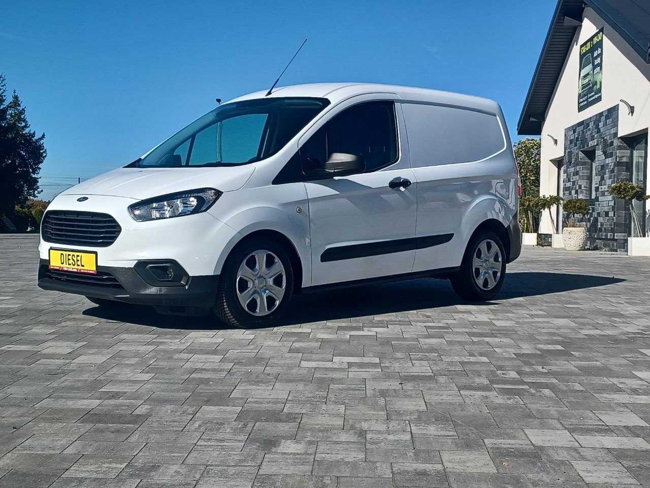 Ford Transit Courier