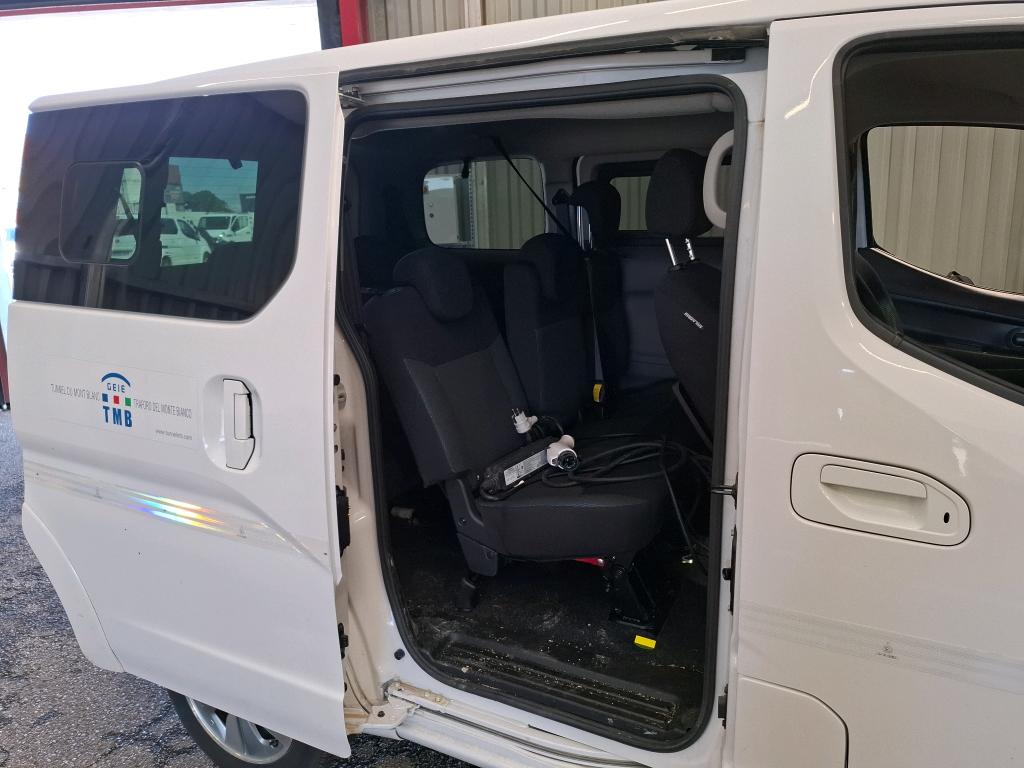 Nissan E-NV200