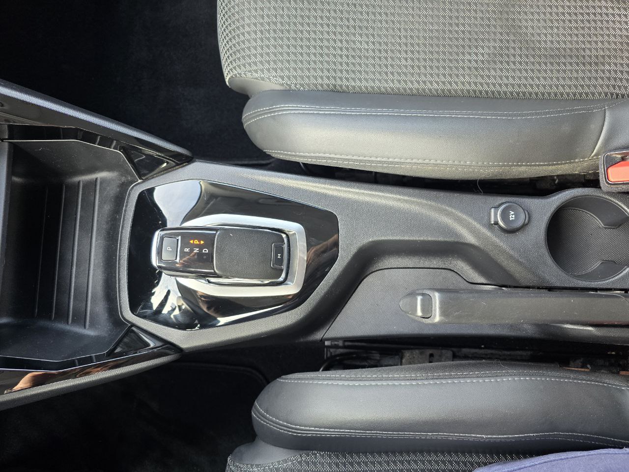 Peugeot 208 Business