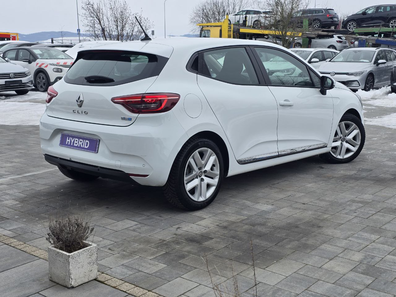 Renault Clio HYBRID Business