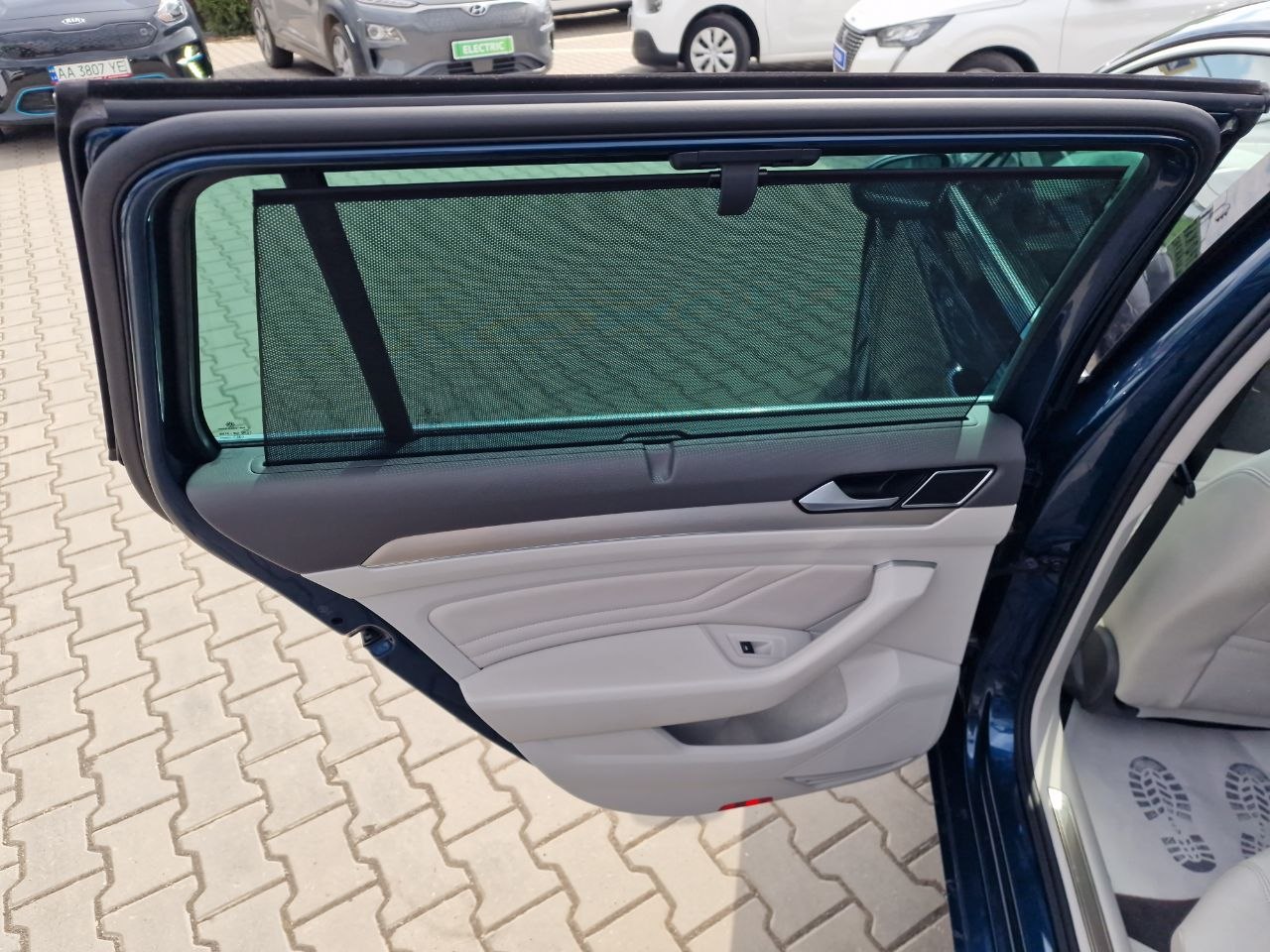 Volkswagen Passat LOUNGE