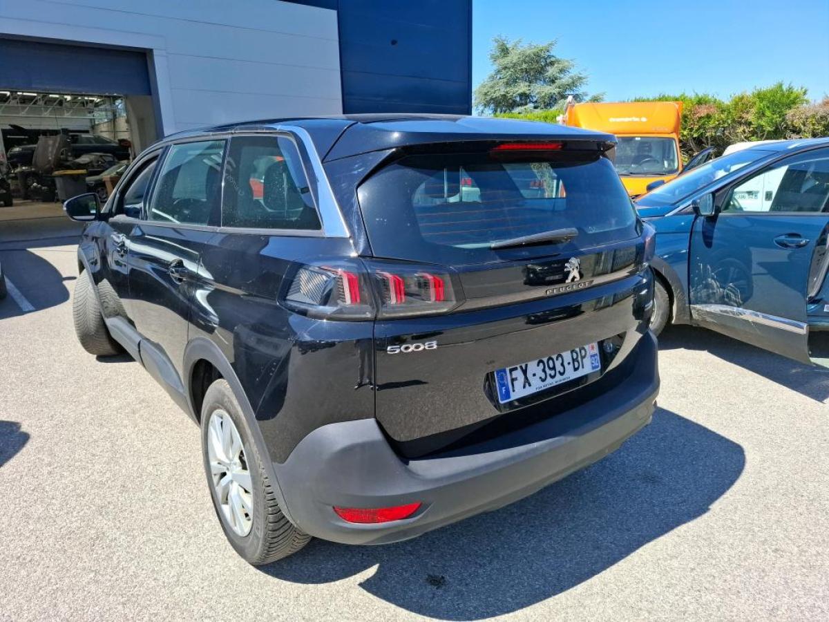 PEUGEOT 5008 Business