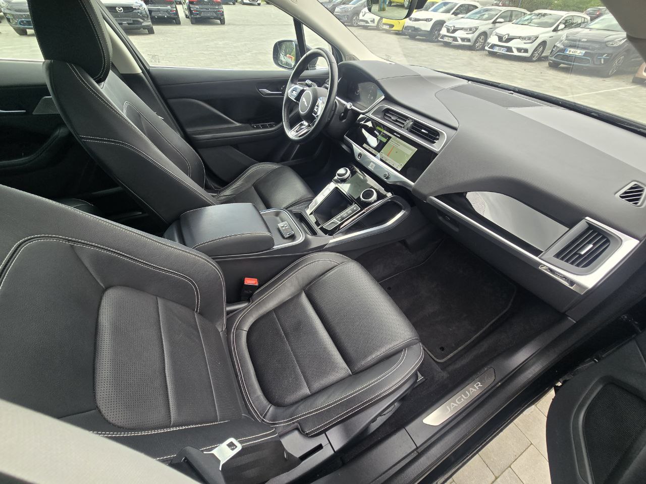 JAGUAR I-PACE