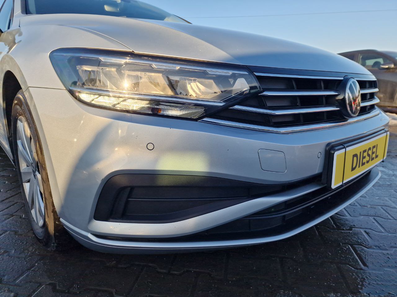 Volkswagen Passat Business+