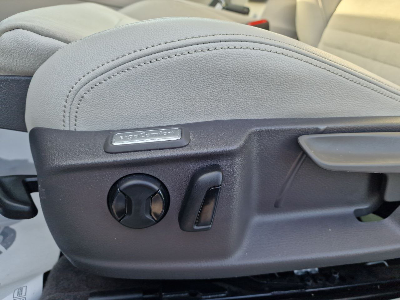 Volkswagen Passat LOUNGE