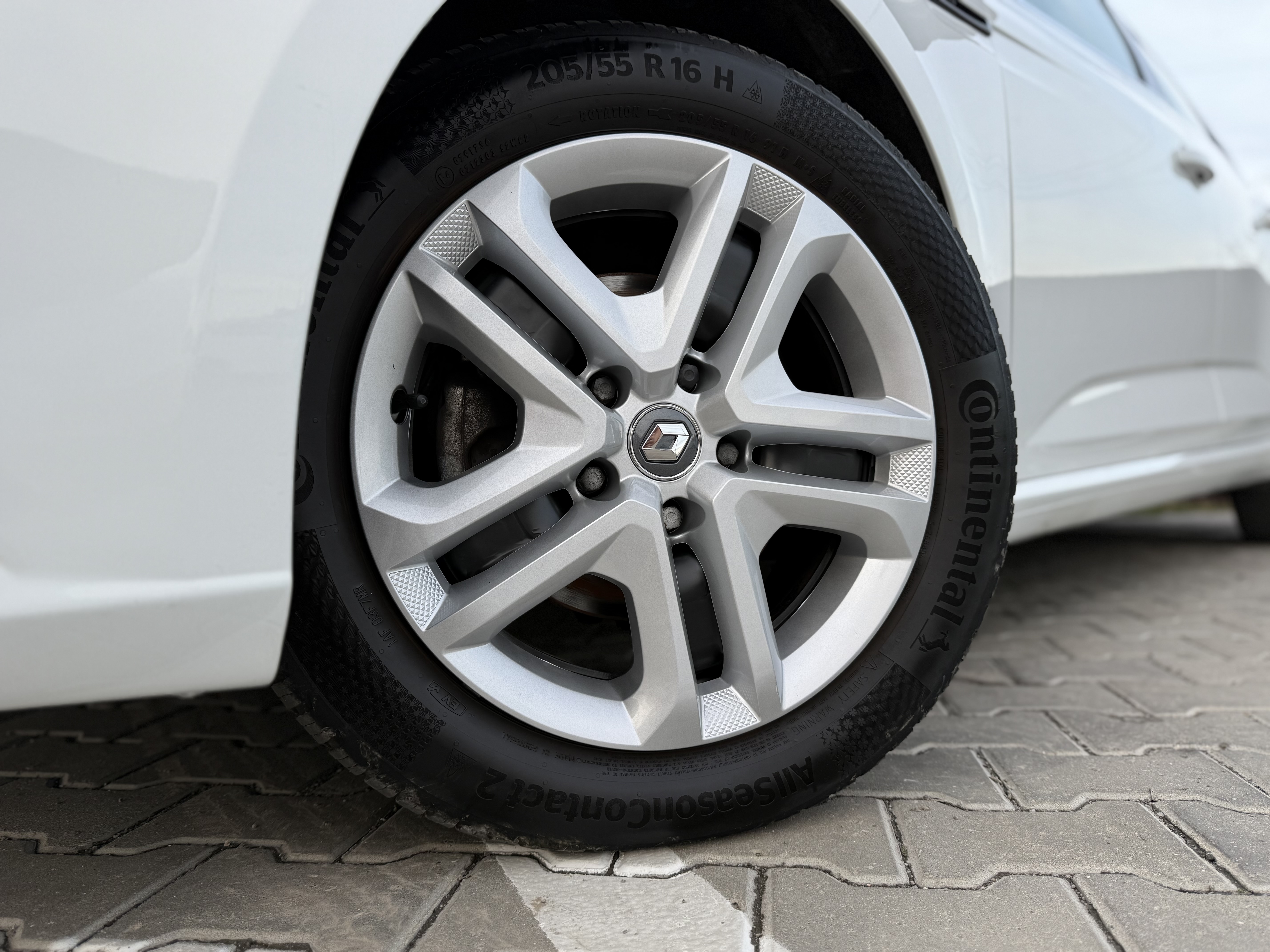 Renault MEGANE IV