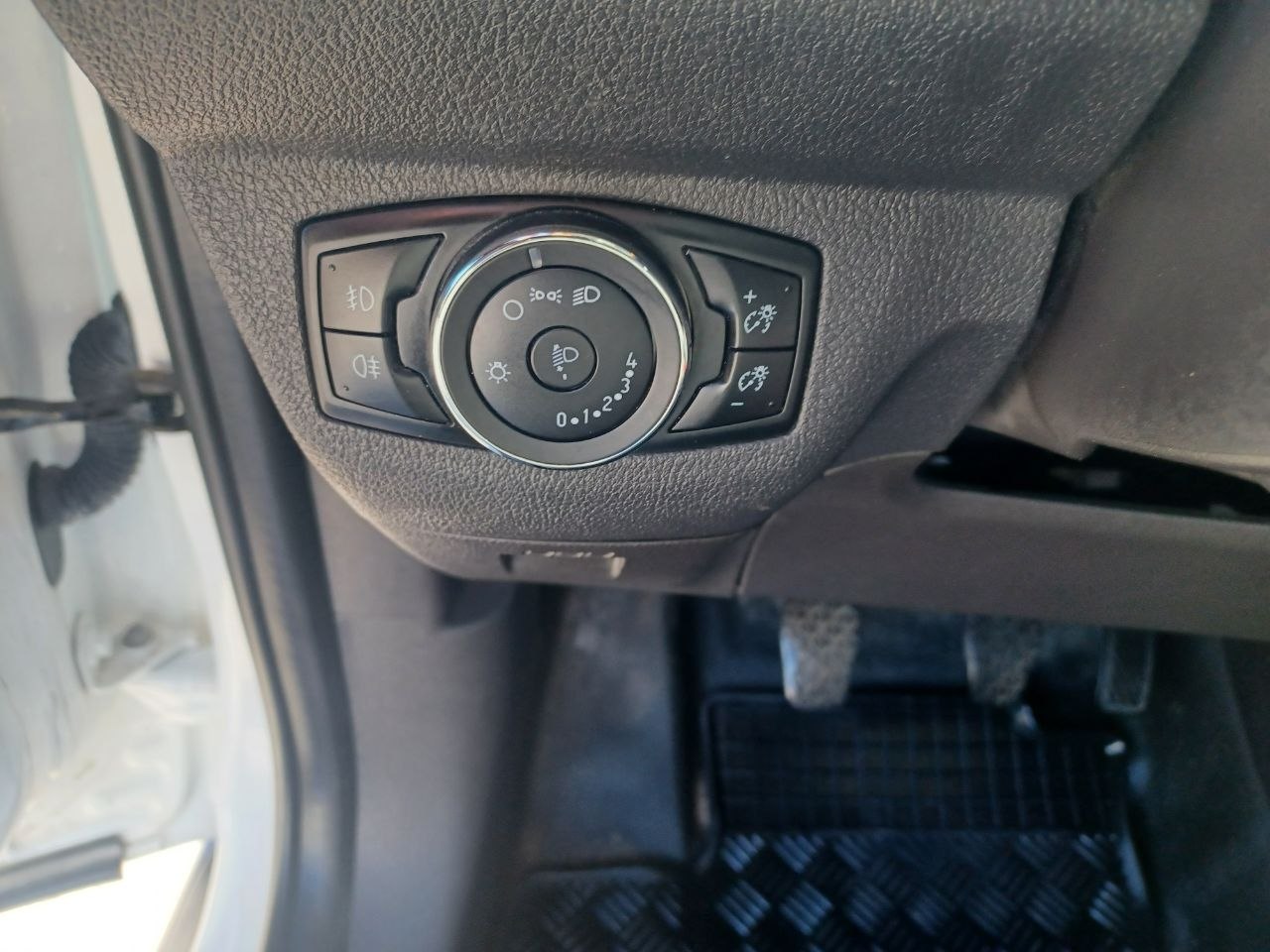 Ford Transit Courier