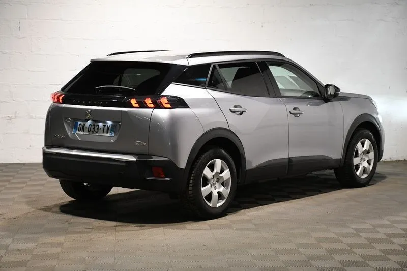 Peugeot E-2008