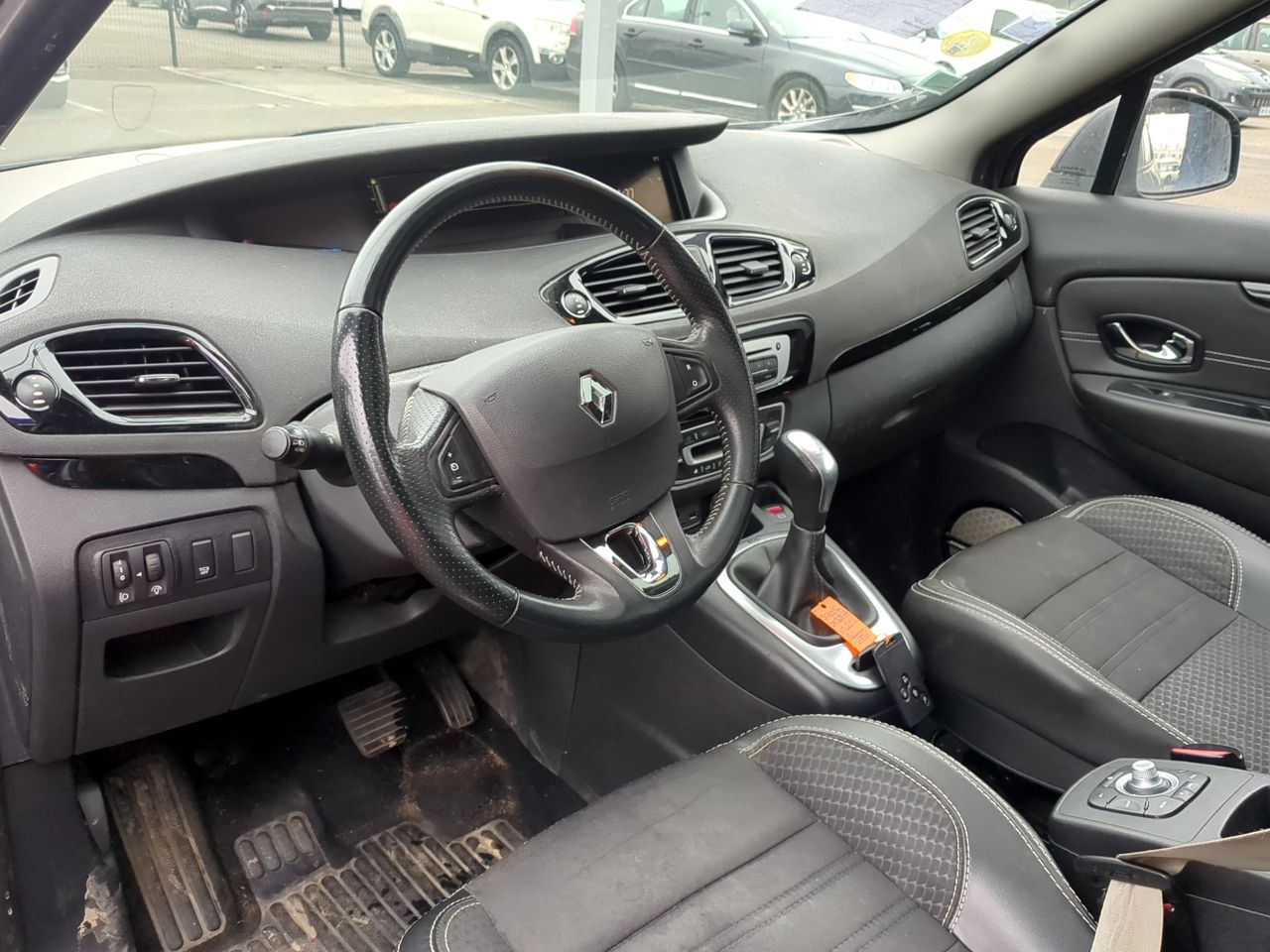 Renault Grand Scenic Bose