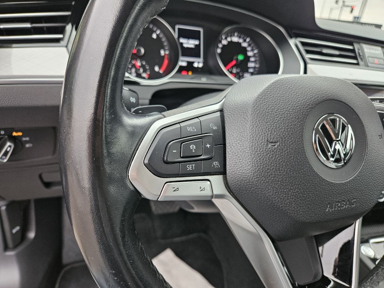 Volkswagen Passat Business
