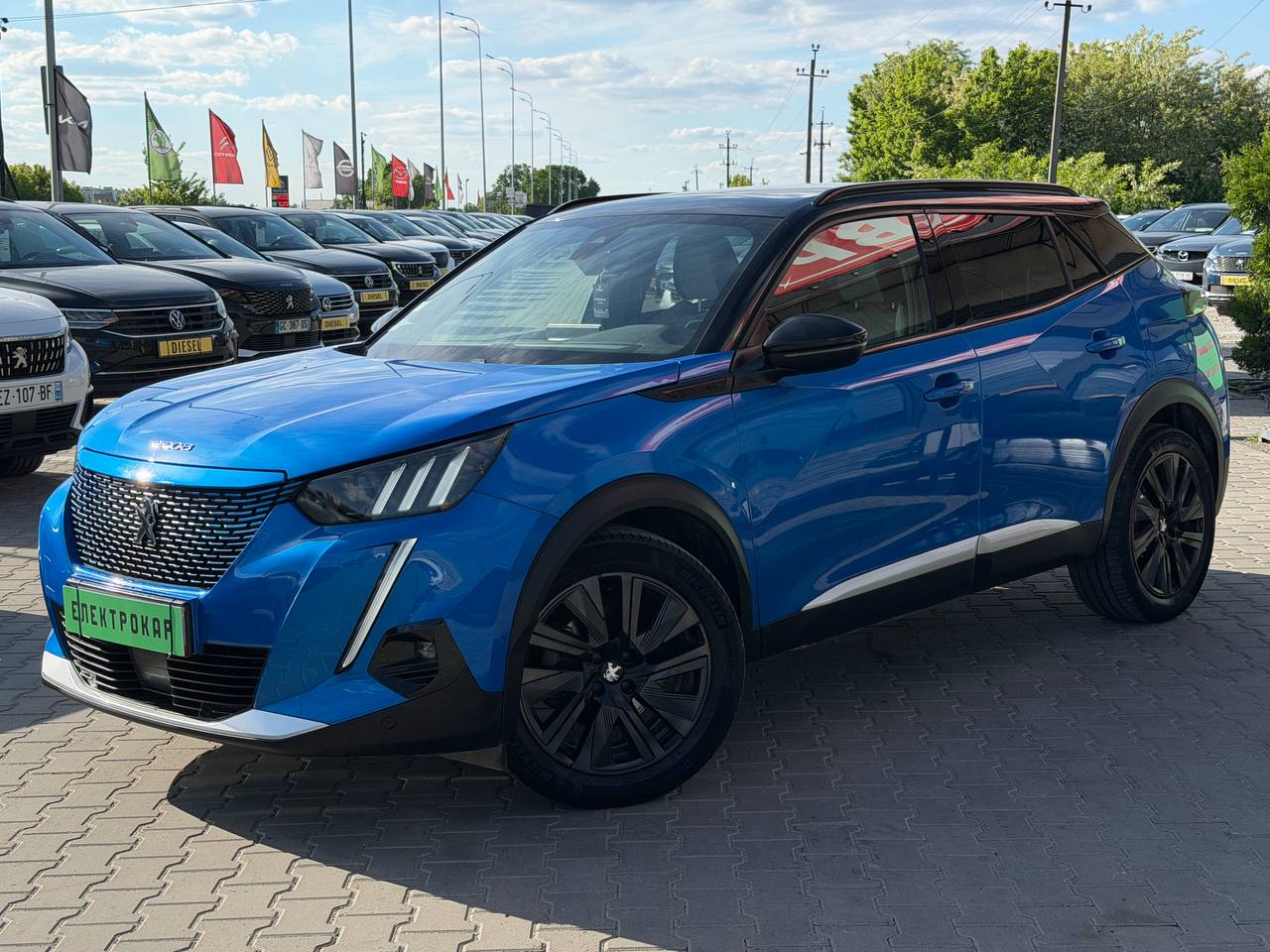 Peugeot E-2008 GT