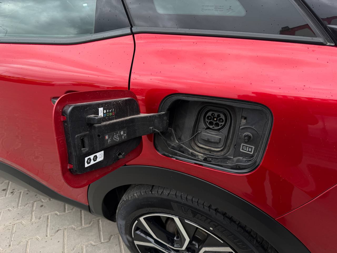 Citroen E-C4