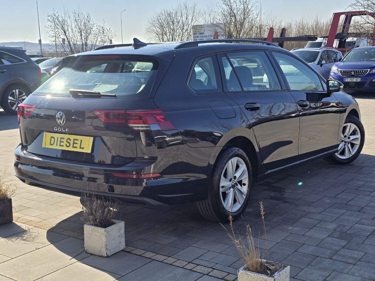 Volkswagen Golf Life Business