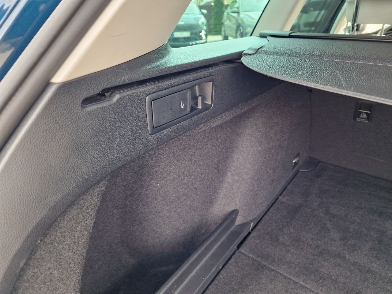 Volkswagen Passat LOUNGE