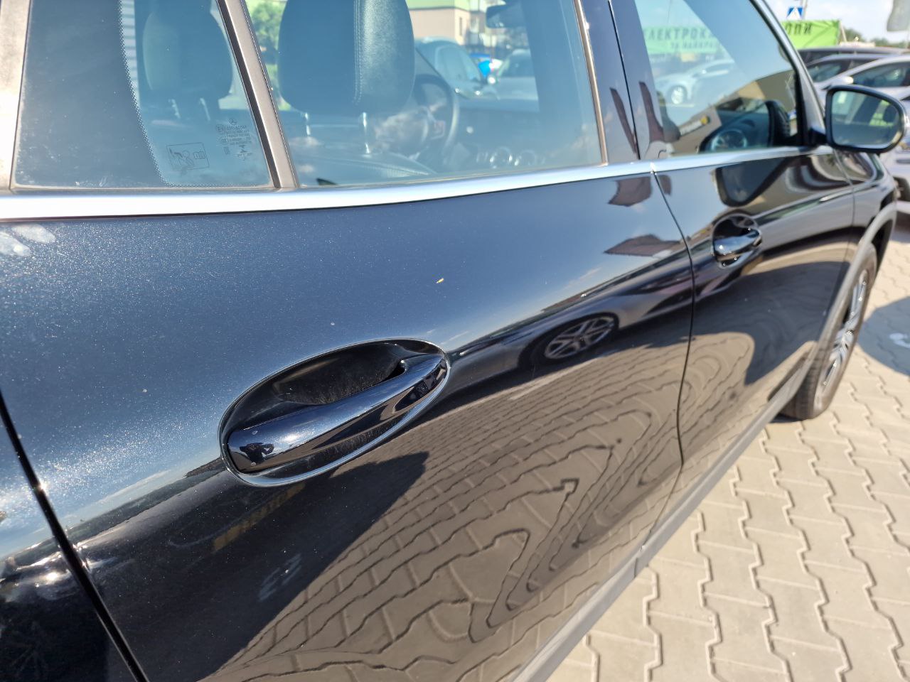 MERCEDES BENZ EQA