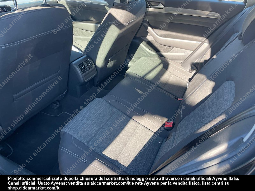 Volkswagen Passat Business