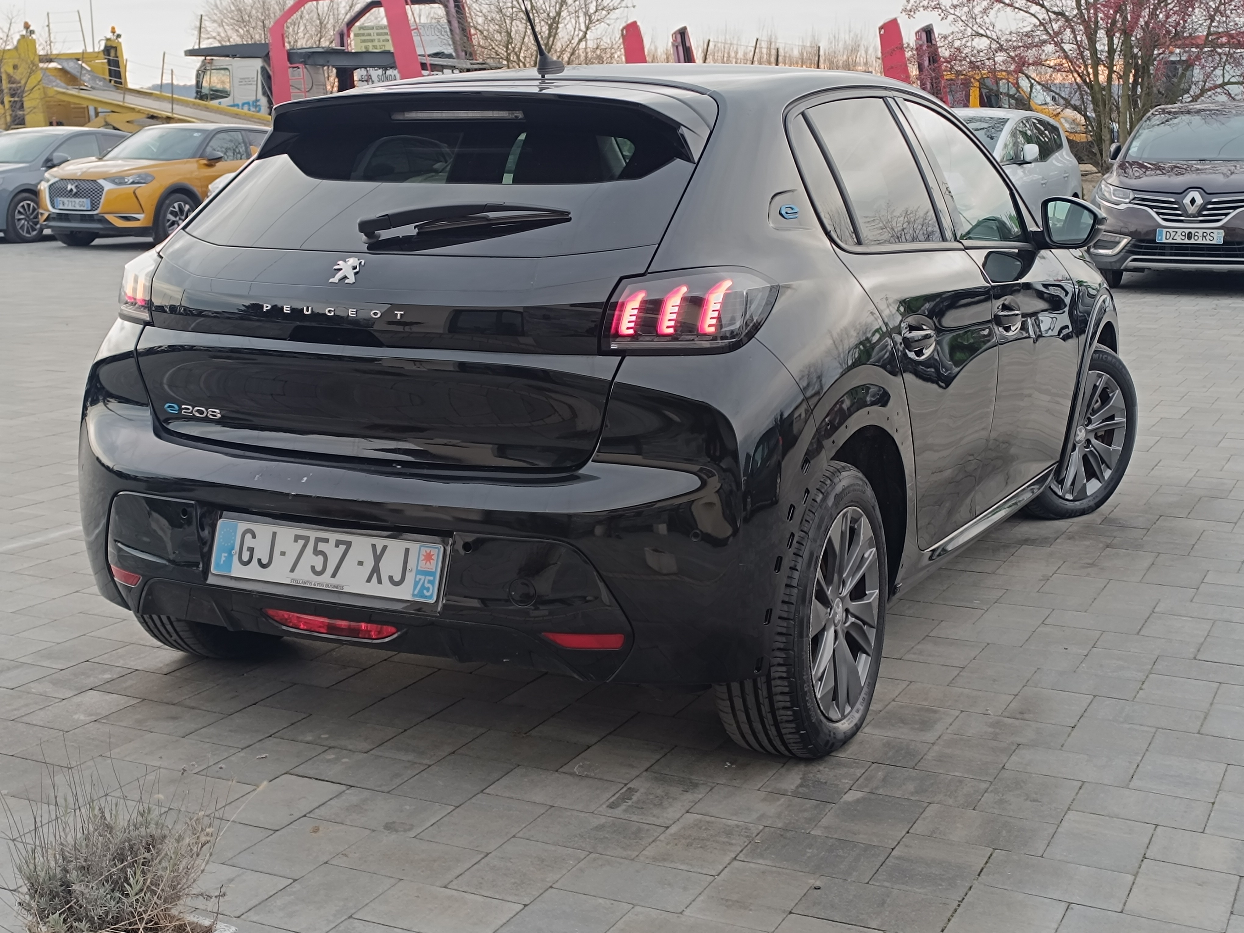 Peugeot 208 ELECTRIQUE