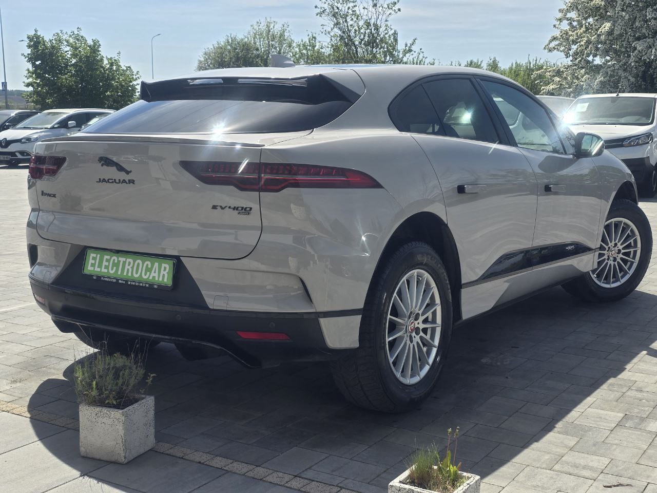 JAGUAR I-PACE