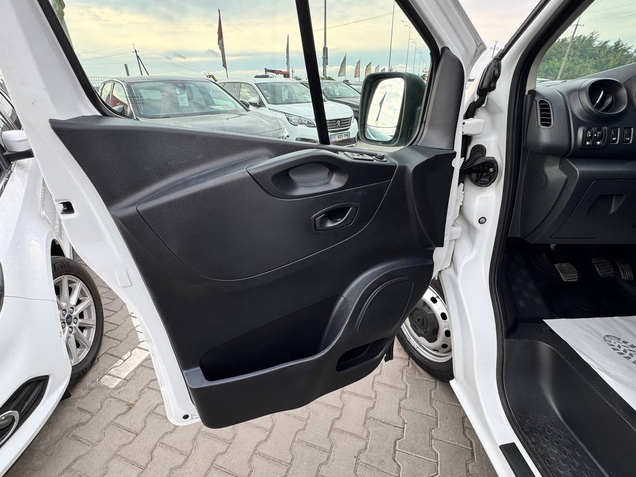 Renault Trafic FGN L2H1