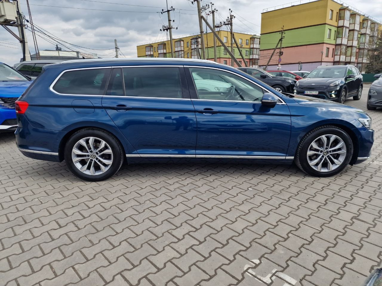 Volkswagen Passat LOUNGE