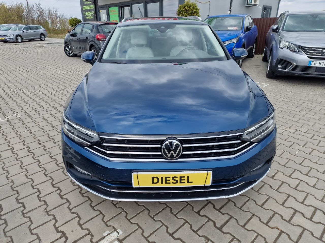 Volkswagen Passat LOUNGE