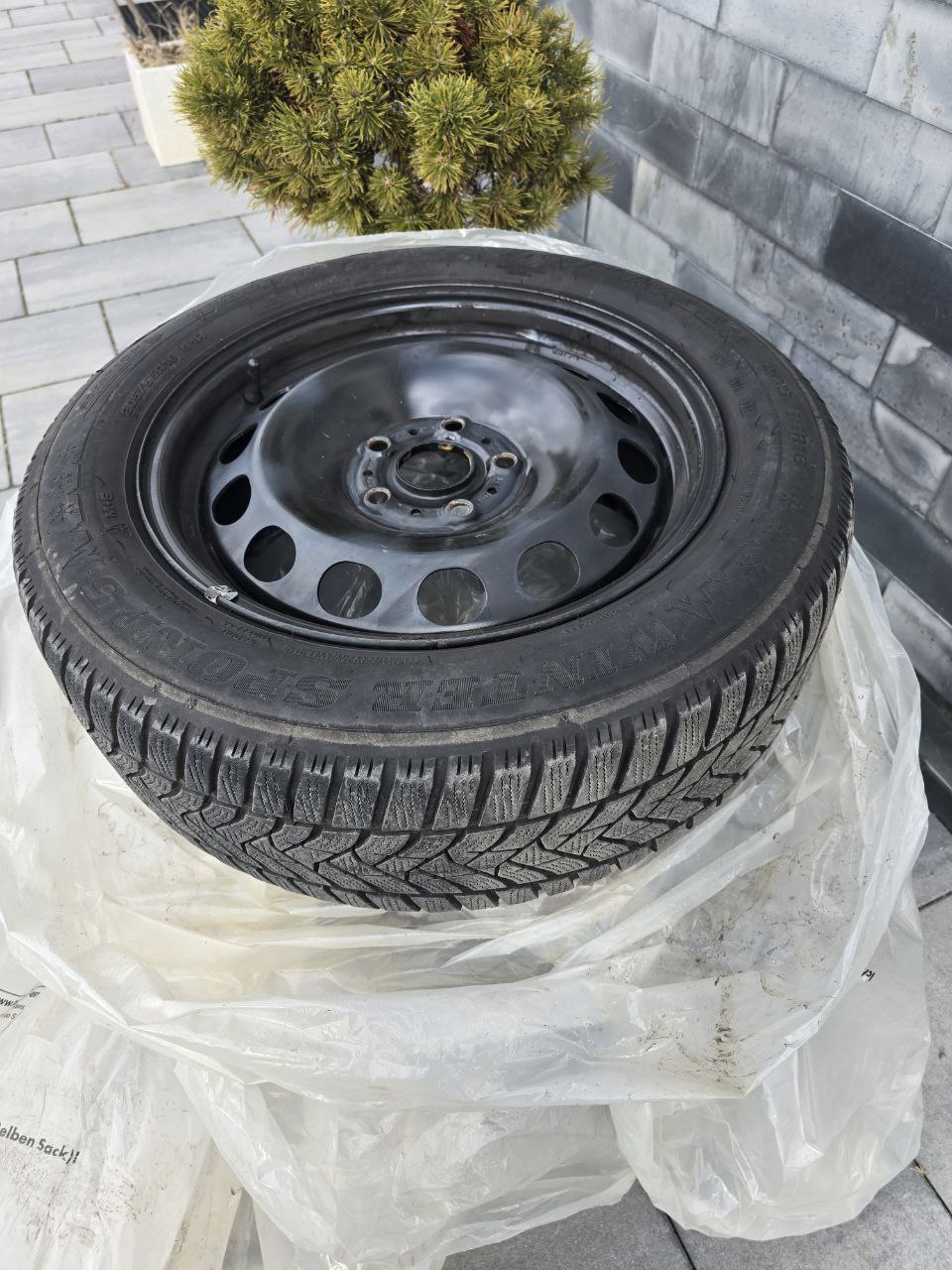 Volkswagen Golf Life+